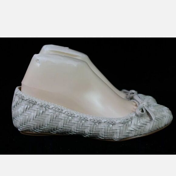 Kelsi Dagger Weave Bow Toe Slip On Shoes Size 7.5M. - Picture 5 of 9